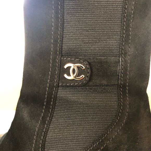 ❌SOLD❌Chanel suede boots - Picture 5 of 8